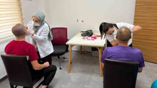 Düzce'de Engelsiz Yaşam Merkezinde ağız ve diş sağlığı taraması