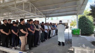 Düzcede kocası tarafından öldürülen kadın son yolculuğuna uğurlandı