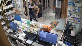 Eczacıyı darbedip ilaçları gasbeden şüpheli polisten kaçamadı