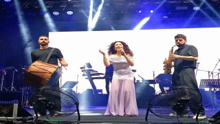 Edirne'de 665'inci Tarihi Kırkpınar Yağlı Güreş Festivalinde Melek Mosso sahne aldı
