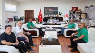 Efelerde hayat kurtaran belediye personeline anlamlı ödül