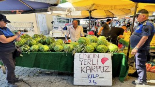 Efelerdeki pazarlarda etiket ve fiyat denetimi yapıldı
