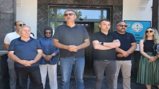 Eğitim kurumu konkordato ilan etti, veliler okul önünde toplandı