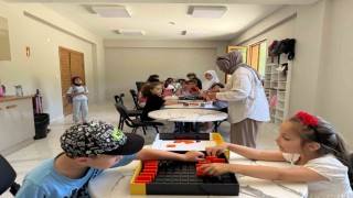 Eğlenerek öğreniyorlar