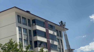 Elazığda 7 katlı binada baca yangını