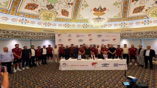 Elazığsporda imza töreni düzenlendi