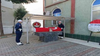 Emekli Binbaşı Özcan Yıldıza askeri törenle veda
