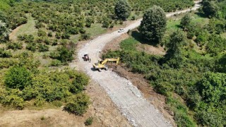 Erenlerde kırsal mahallelerde üstyapı ve yol çalışmaları sürüyor