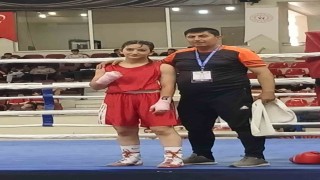 Erzincanlı boksörden Türkiye üçüncülüğü