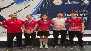 Erzincanlı milli badmintonculardan uluslararası turnuvada 4 madalya