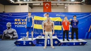 Erzurum Gençlik Spordan üç madalya