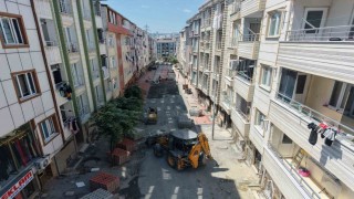 Esenyurtta yol yenileme çalışmaları aralıksız sürüyor
