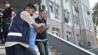 Eşinin boğazını keserek öldüren zanlı tutuklandı