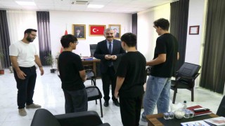 Eskişehirde çocuk evleri sitesi sakinlerinden anlamlı aşure etkinliği