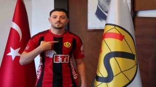 Eskişehirsporda çifte imza: Ahmet Lütfi Kara ve Arda Okumuş ile anlaşma sağlandı