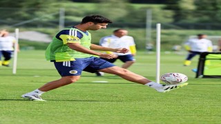 Fenerbahçe, günü çift antrenmanla tamamladı