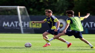 Fenerbahçe, yeni sezon hazırlıklarını sürdürüyor