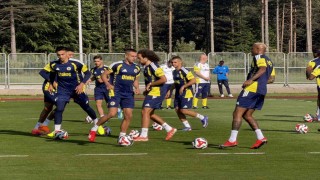 Fenerbahçede kadro, Avusturya kampında şekillenecek