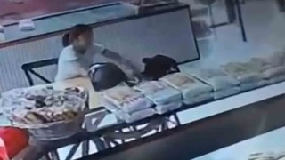 Fırında pes dedirten hırsızlık: Çayına şeker attı, şekerliği çantasına sakladı