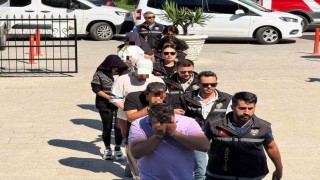 Fuhuş operasyonunda meyveli şifreleme oyununu polis bozdu