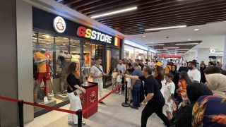 Galatasarayın şampiyonluk kupasına Düzcede yoğun ilgi