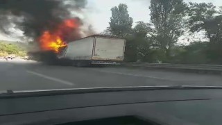 Gemlikte tır yangını