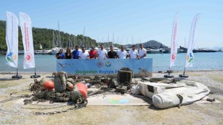 Göcek Halk Plajında deniz dibi temizliği tamamlandı