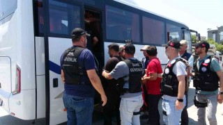 Gökçeadada yasa dışı yollarla yurt dışına çıkmaya hazırlanan 6 FETÖ şüphelisi yakalandı