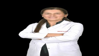 Göz çizdirme işlemi öncesinde ayrıntılı göz muayenesi şart