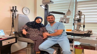 Gözlerine ışığı bu kez doktor torunu verdi
