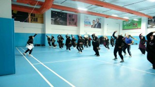GSB Yaz Spor Okullarına Demirkentte bin 516 sporcu katılıyor