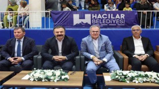 Hacılarda yaz spor okulları coşkuyla açıldı