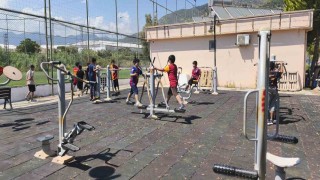 Hafızlık öğrencileri yeşil sahada moral depoladı