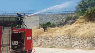 Hamsu Köprüsünde çıkan yangın söndürüldü
