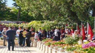 İçişleri Bakanı Çiftçi 15 Temmuz Şehitliğindeki anma programına katıldı