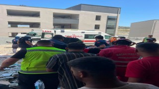İnşaat halindeki binada asansör boşluğuna düşen işçi yaralandı