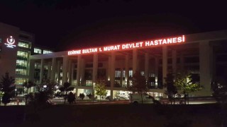İpsalada ahıra yıldırım düştü: 3 büyükbaş hayvan telef oldu, çiftlik sahibi yaralandı
