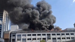 İş merkezi yangını kontrol altına alındı