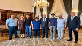 İskenderunda 2 öğrenci LGSden tam puan aldı