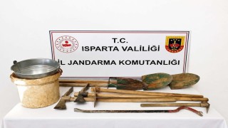 Ispartada jandarmadan kaçak kazı operasyonu
