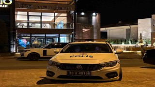 Kafede bıçaklı kavga: 1 yaralı