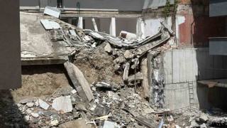 Kağıthanede yıkım paniği: Apartman sakini: Deprem oluyor sandık