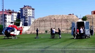 Kalp krizi geçiren şahıs ambulans helikopterle hastaneye sevk edildi