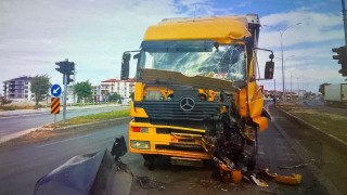 Karapınarda iki ayrı kazada 2 kişi yaralandı