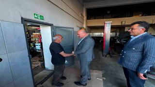 Kars'ta AK Parti Teşkilatından Sanayi Sitesi esnafına ziyaret