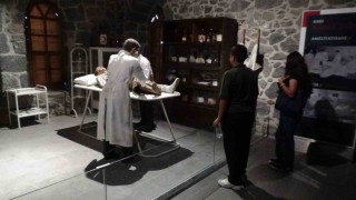 Karsta tarihe dokunan müze: Kafkas Cephesinin acıları ve kahramanlığı ziyaretçileri derinden etkiliyor