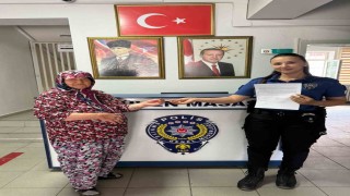 Kaybettiği altın bileziğine polis ekipleri sayesinde kavuştu