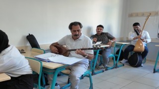 KAYMEK Şiir Atölyesi Kursunda gelenekten geleceğe sazlı sözlü yolculuk