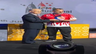 Kayserili Göksel Cingöz Dünyanın En İyi Antrenörü seçildi