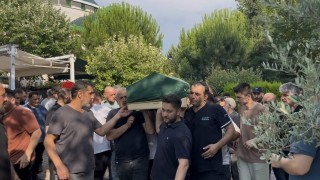 Kazazedelere yardım etmek isterken akıma kapılarak ölen genç toprağa verildi
